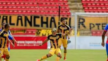 Estudiantes de Mérida cae ante Deportivo Táchira en la Serie Final del FutVe Estudiantes de Mérida cae ante Deportivo Táchira en la Serie Final del FutVe
