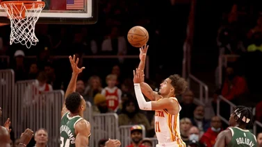 Hawks vs Bucks: Young anota 42 puntos para aplastar a Milwaukee