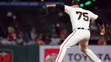 Enderson Franco listo para debutar con Magallanes Enderson Franco listo para debutar con Magallanes