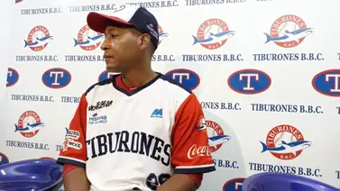 Tiburones echa por la borda al mánager Dennis Malavé Tiburones echa por la borda al mánager Dennis Malavé