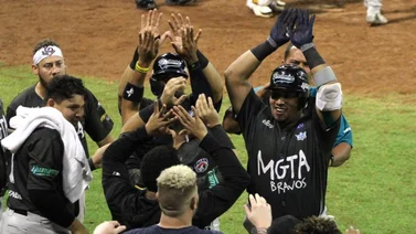 Bravos se mantienen firmes y apagan a los Leones