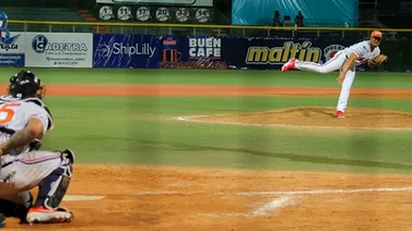 Caribes barren a Tiburones y se acercan a la clasificación