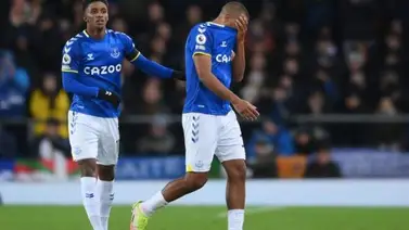 Salomón Rondón sale lesionado en la derrota del Everton Salomón Rondón sale lesionado en la derrota del Everton