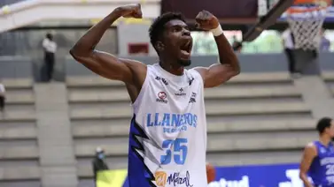 Llaneros se impone en electrizante duelo a Héroes Llaneros se impone en electrizante duelo a Héroes