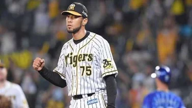 Robert Suárez firma por un año con los Padres de San Diego