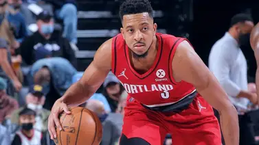 CJ McCollum se lesiona de un pulmón CJ McCollum se lesiona de un pulmón