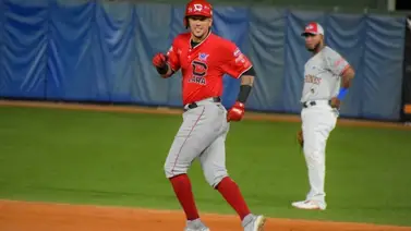 Ildemaro Vargas blindado y a la caza jonronera de Cecil Fielder Ildemaro Vargas blindado y a la caza jonronera de Cecil Fielder