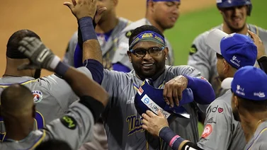 Magallanes con triple play y ofensiva se lleva el séptimo ante Caracas (+Video)