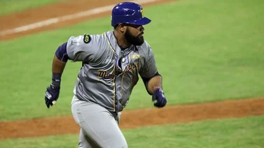 Magallanes con la fuerza de Nellie zarandea a La Guaira (+Video)