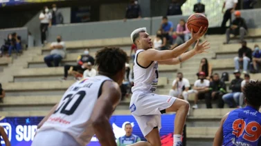 Gladiadores prolonga la serie tras vencer a Trotamundos