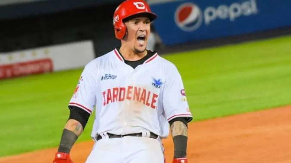 Aló, Motta Domínguez? Juego inaugural de la LVBP demorado por