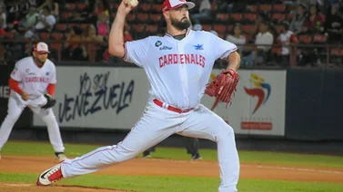 Jackson Sthepens  se despide del Lara