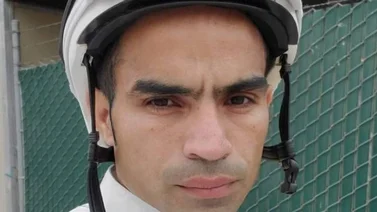 Jinete criollo Eduard Rojas se consagra campeón del meeting de Los Alamitos