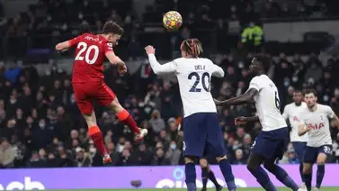 Liga Premier seguirá a pesar del alza de casos de COVID-19 Liga Premier seguirá a pesar del alza de casos de COVID-19