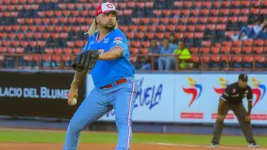 Cardenales de la mano de Williams Pérez doman a los Leones Cardenales de la mano de Williams Pérez doman a los Leones