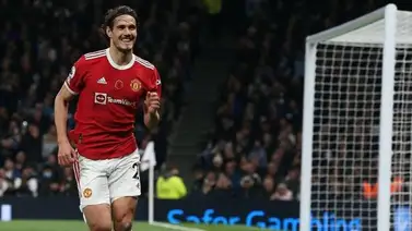 Edinson Cavani se queda en el Manchester United Edinson Cavani se queda en el Manchester United