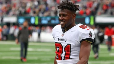 Tampa Bay despide a su receptor Antonio Brown