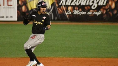 Tigres doblegan a Caribes y se meten en la lucha