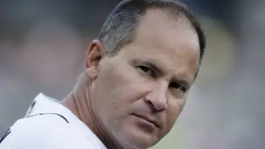 Omar Vizquel lidera pérdida de votos para el Salón de la Fama 2022 de las Grandes Ligas Omar Vizquel lidera pérdida de votos para el Salón de la Fama 2022 de las Grandes Ligas