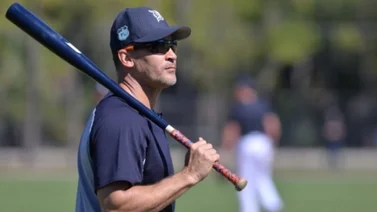 La caída de Omar Vizquel
