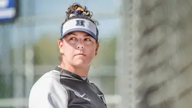 Los Azulejos de Toronto nombran a mujer como coach de bateo en las menores Los Azulejos de Toronto nombran a mujer como coach de bateo en las menores