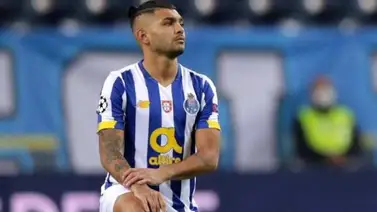 El Sevilla se interesa en Jesús 'Tecatico' Corona El Sevilla se interesa en Jesús 'Tecatico' Corona