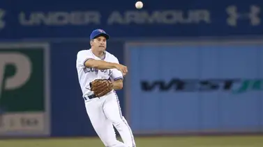 Omar Vizquel sobrevive un año más en la votación a Cooperstown (Análisis) Omar Vizquel sobrevive un año más en la votación a Cooperstown (Análisis)