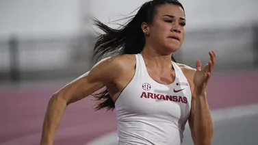 Yoveinny Mota regresa a la acción en su casa en Fayetteville