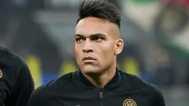 Multan a Lautaro Martínez tras insultar a Theo Hernández Multan a Lautaro Martínez tras insultar a Theo Hernández