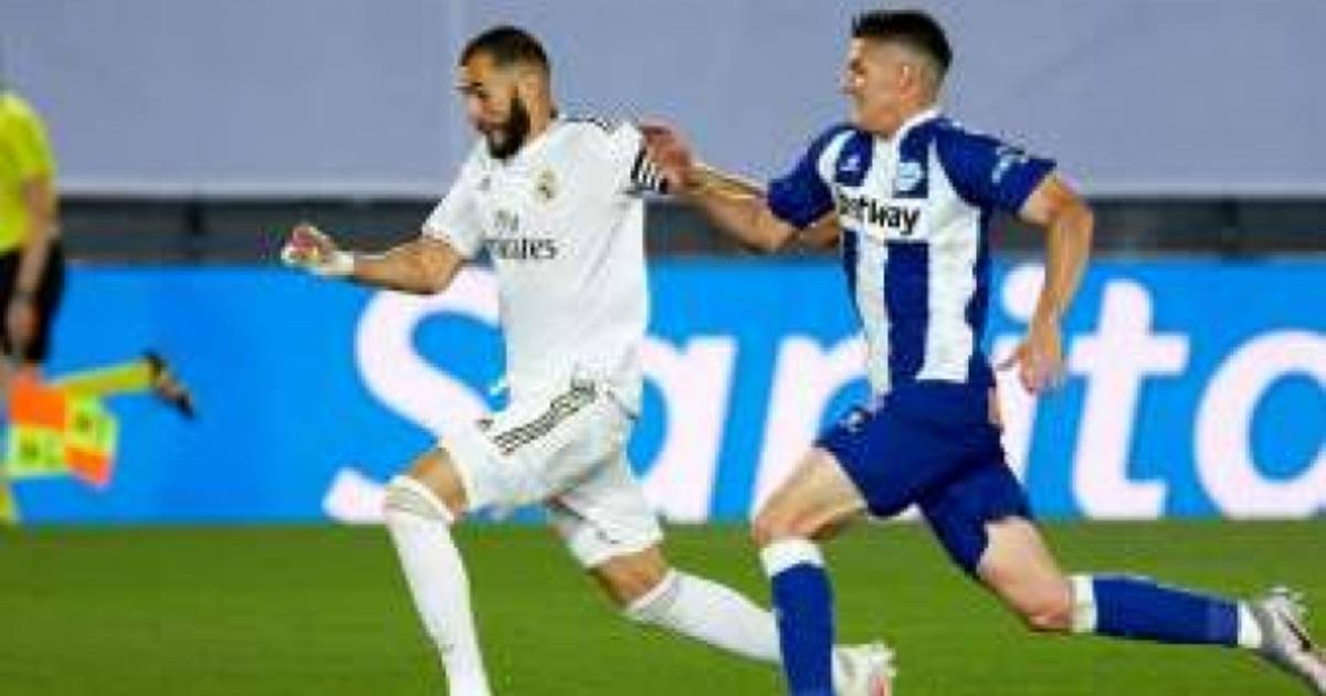 Real Madrid golea 3-0 al Deportivo Alavés en el Bernabéu