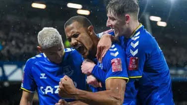 Salomón Rondón marca doblete en la FA Cup y da la victoria al Everton Salomón Rondón marca doblete en la FA Cup y da la victoria al Everton