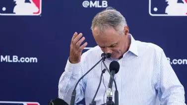 Comisionado de las Grandes Ligas Rob Manfred baneado por equipos de beisbol universitario Comisionado de las Grandes Ligas Rob Manfred baneado por equipos de beisbol universitario