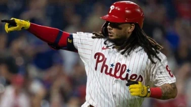 Freddy Galvis y Renato Núñez llegaron a Japón para iniciar su pretemporada