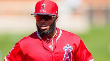 Luis Rengifo pelea por un puesto en el infield de los Angelinos
