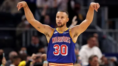 Stephen Curry espera volver a los Warriors para el inicio de los playoffs