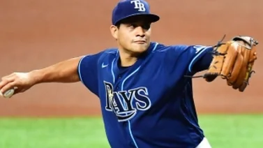 Yonny Chirinos y Rays de Tampa Bay evitan el arbitraje salarial
