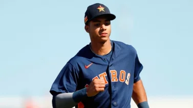 Prospecto dominicano es encargado de reemplazar a Carlos Correa en los Astros