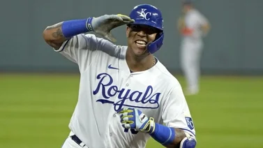 Salvador Pérez obtiene el premio Lou Gehrig