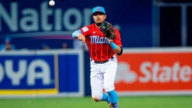 Miguel Rojas candidato al Guante de Oro en la 2022