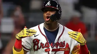 Ronald Acuña Jr. Se mantiene en el Top 10 de los mejores peloteros de Grandes Ligas Ronald Acuña Jr. Se mantiene en el Top 10 de los mejores peloteros de Grandes Ligas
