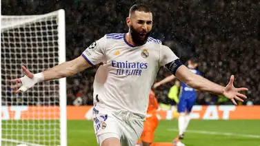 Karim Benzema castiga al Chelsea con hat-trick en el Stamford Bridge Karim Benzema castiga al Chelsea con hat-trick en el Stamford Bridge