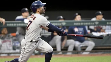 José Altuve despachó su primer jonrón de la temporada (+VIDEO)