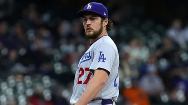 Trevor Bauer seguirá en licencia administrativa hasta el 22 de abril