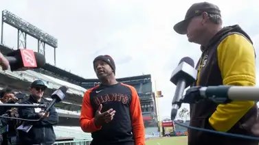 MLB: Coach de los Gigantes dice fue expulsado por responder comentarios que "apestaban a racismo" MLB: Coach de los Gigantes dice fue expulsado por responder comentarios que "apestaban a racismo"