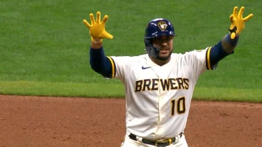 MLB: Omar Narváez muestra el poder con su primer jonrón del año (+Videos)