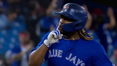 Vladimir Guerrero Jr. es un monstruo y la manda a volar de nuevo (+Video)