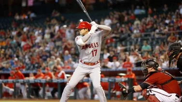 Ohtani despacha dos jonrones en la victoria frente a Texas (+video)