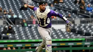 Elías Díaz le muestra su brazalete a los Filis de Filadelfia (+VIDEO) Elías Díaz le muestra su brazalete a los Filis de Filadelfia (+VIDEO)