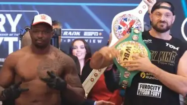 ¡Pesaje listo! Tyson Fury peso 11 libras más que Whyte ¡Pesaje listo! Tyson Fury peso 11 libras más que Whyte