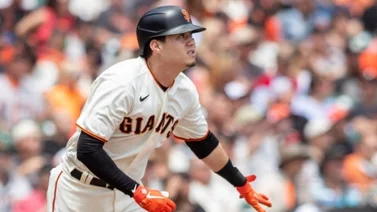 Wilmer Flores conecta 3 imparables el día de  hoy